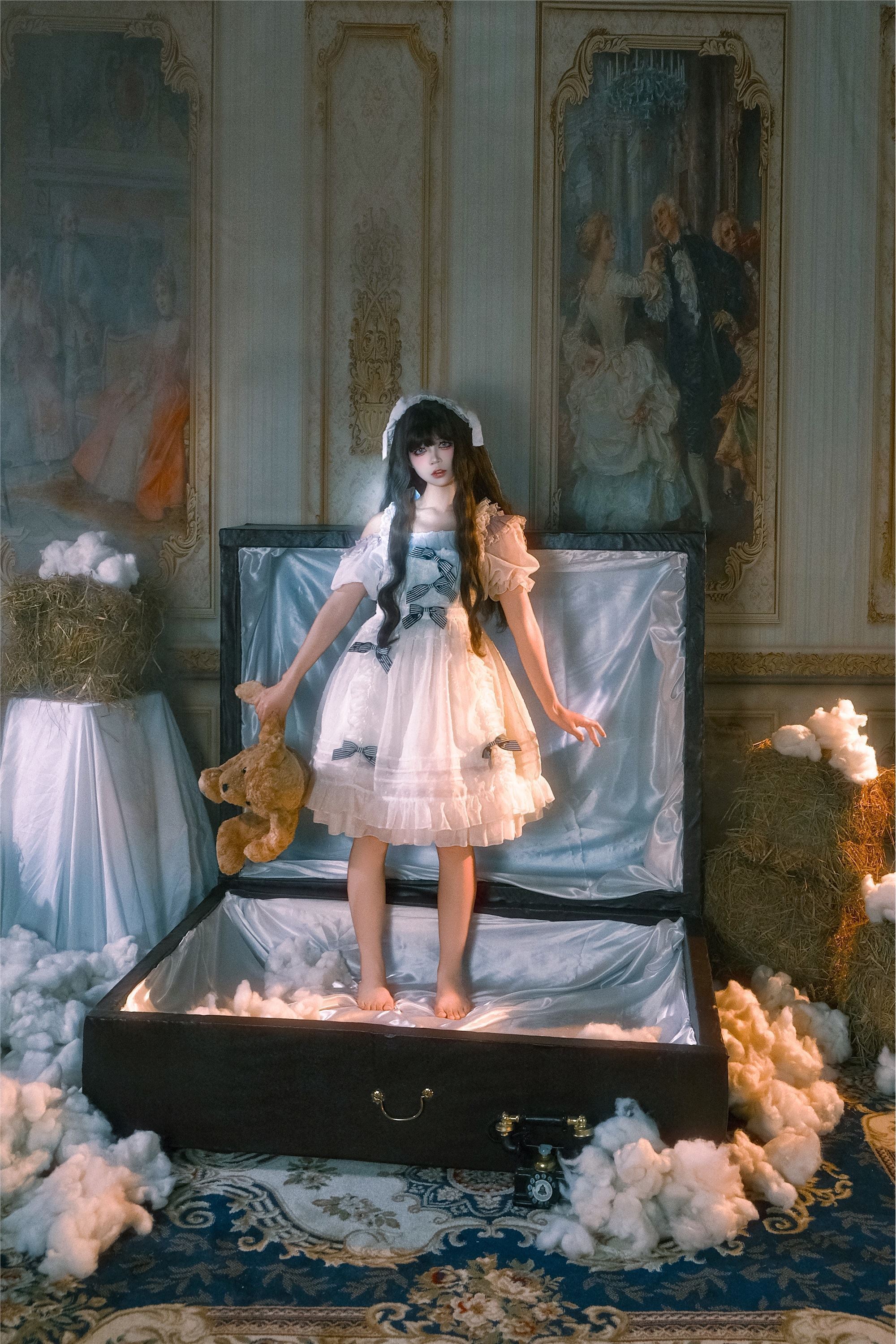 YITUYU艺图语 2025.01.21 皮箱里面的洋娃娃 蘑菇